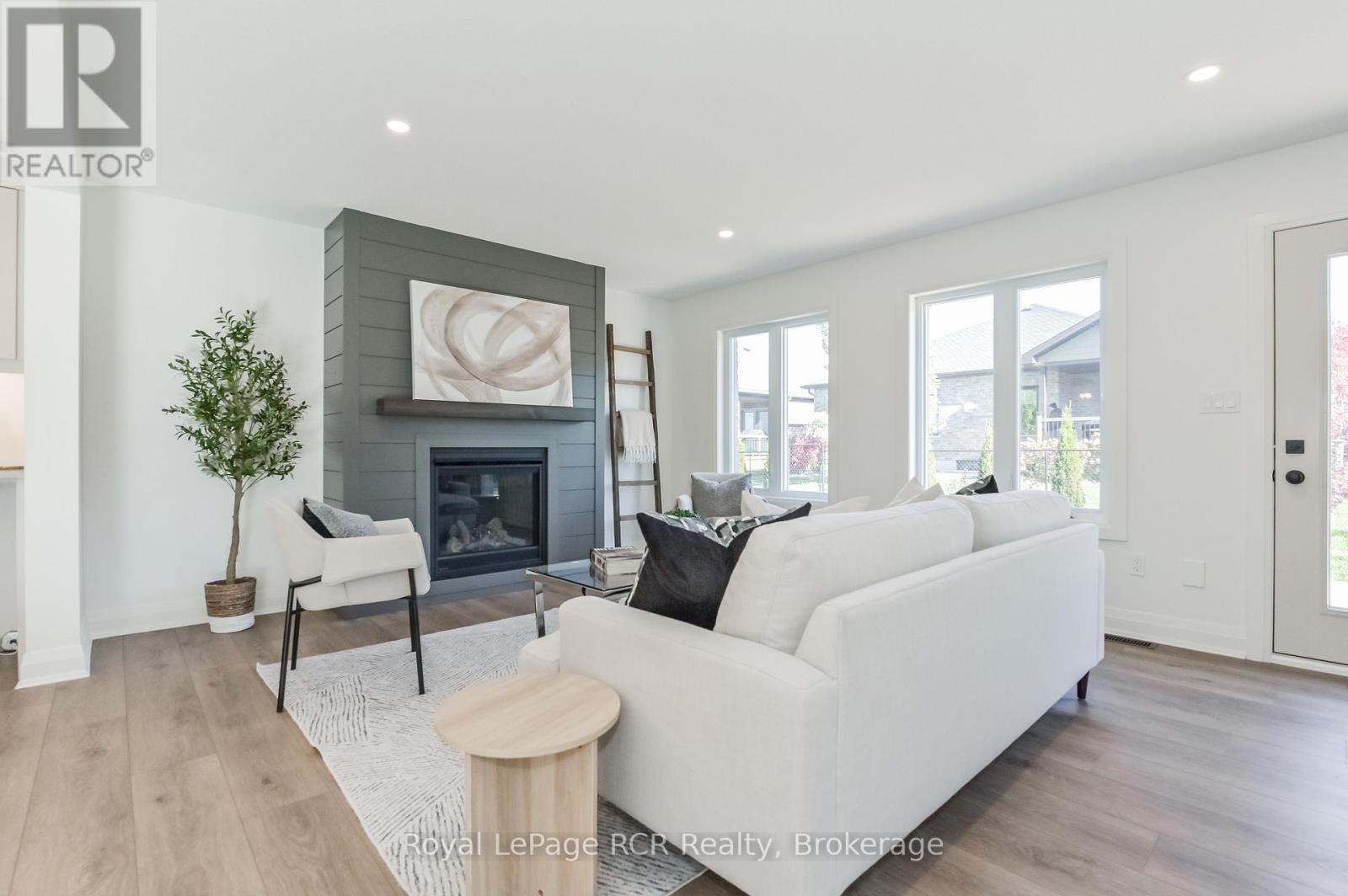 518 Newfoundland Street, Wellington North, Ontario  N0G 2L2 - Photo 3 - X12023997