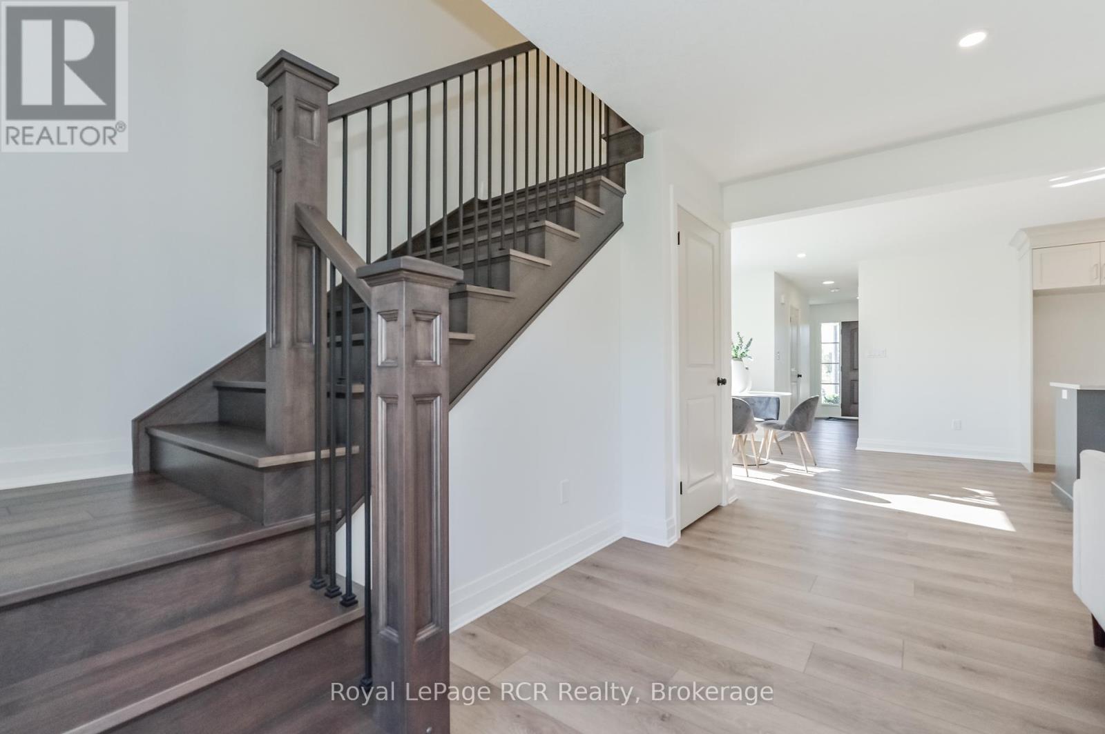 518 Newfoundland Street, Wellington North, Ontario  N0G 2L2 - Photo 9 - X12023997