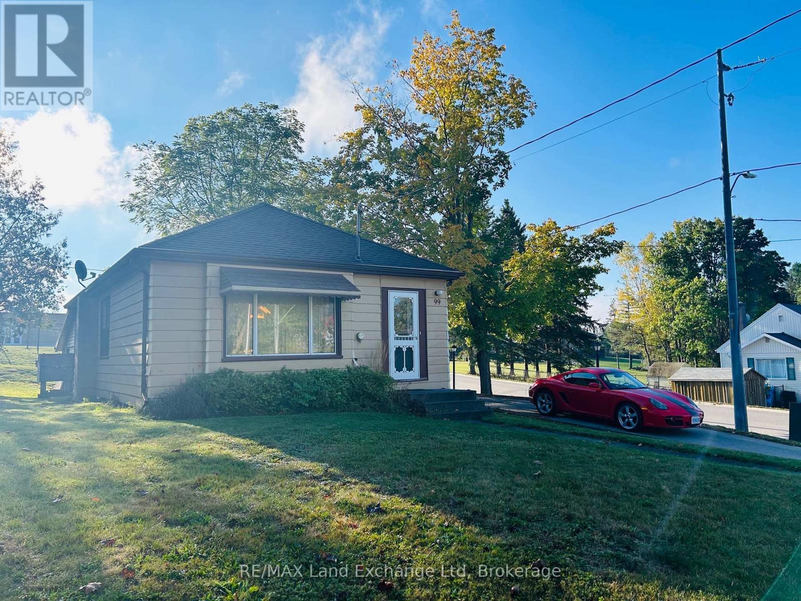 99 Carling Terrace, North Huron, Ontario  N0G 2W0 - Photo 2 - X12024019