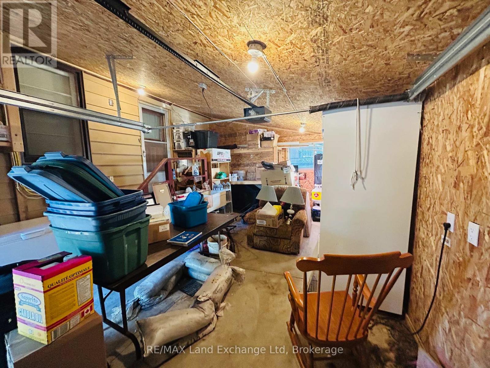 99 Carling Terrace, North Huron, Ontario  N0G 2W0 - Photo 8 - X12024019