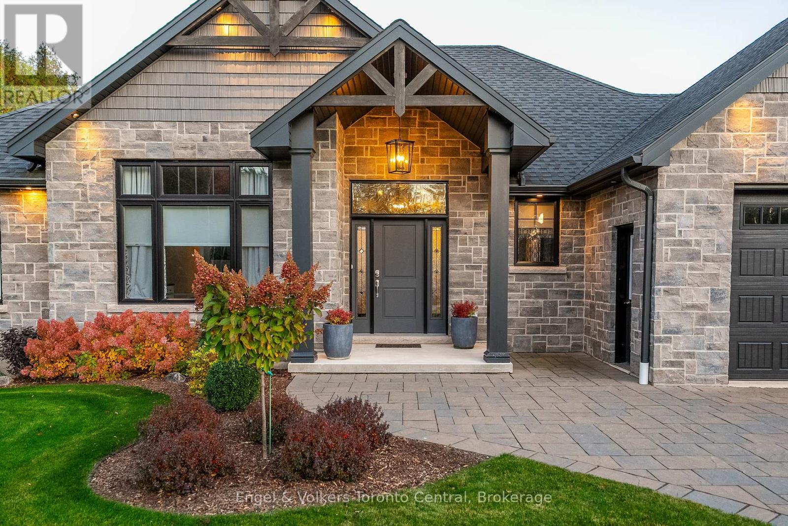 49 Islandview Drive, South Bruce Peninsula, Ontario  N0H 1A0 - Photo 11 - X12024135