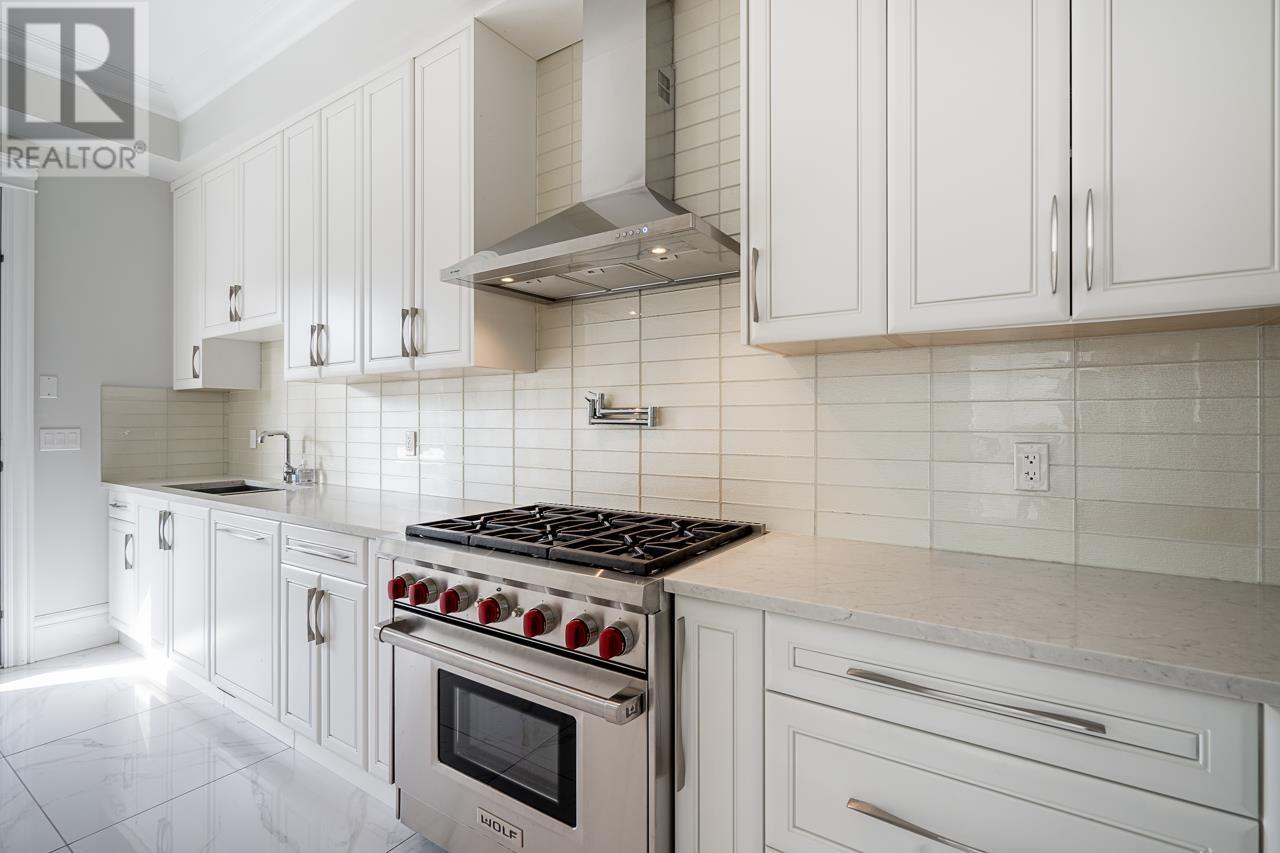 8071 Alanmore Place, Richmond, British Columbia  V7C 2B6 - Photo 15 - R2976289