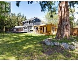 7843 EAGLE DRIVE, Halfmoon Bay, British Columbia