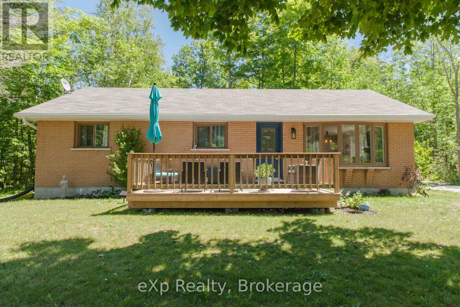 15 MAPLEPORT CRESCENT, South Bruce Peninsula, Ontario