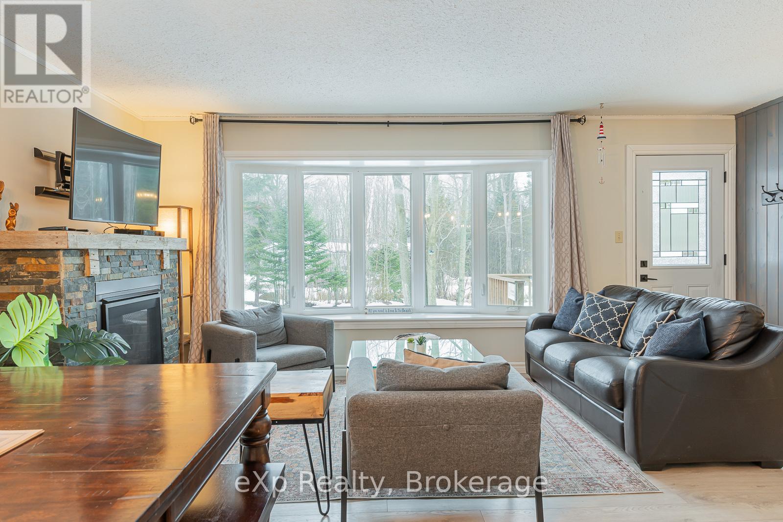 15 Mapleport Crescent, South Bruce Peninsula, Ontario  N0H 2G0 - Photo 14 - X12005119