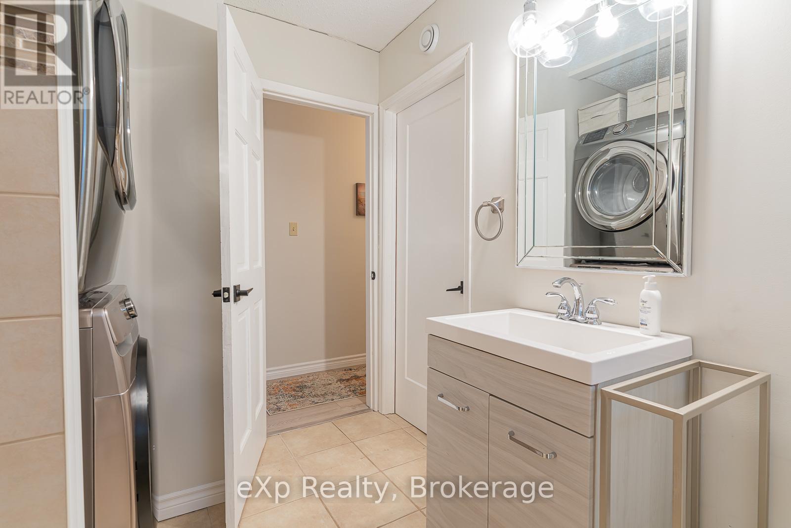 15 Mapleport Crescent, South Bruce Peninsula, Ontario  N0H 2G0 - Photo 30 - X12005119