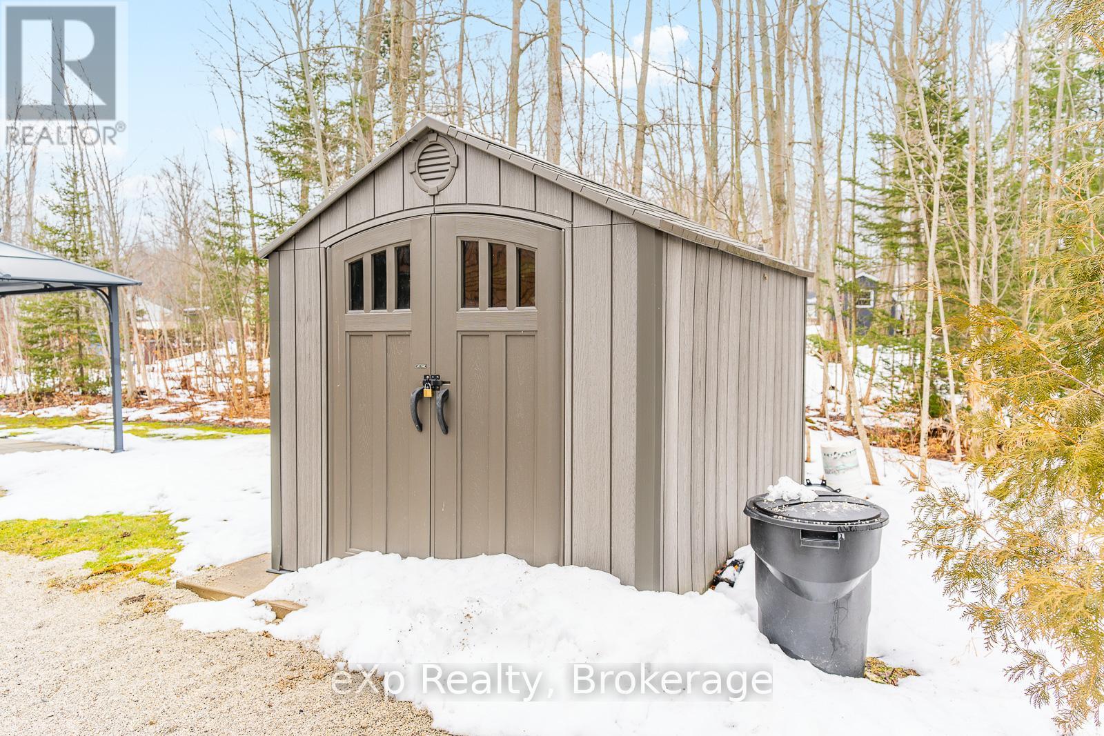 15 Mapleport Crescent, South Bruce Peninsula, Ontario  N0H 2G0 - Photo 34 - X12005119