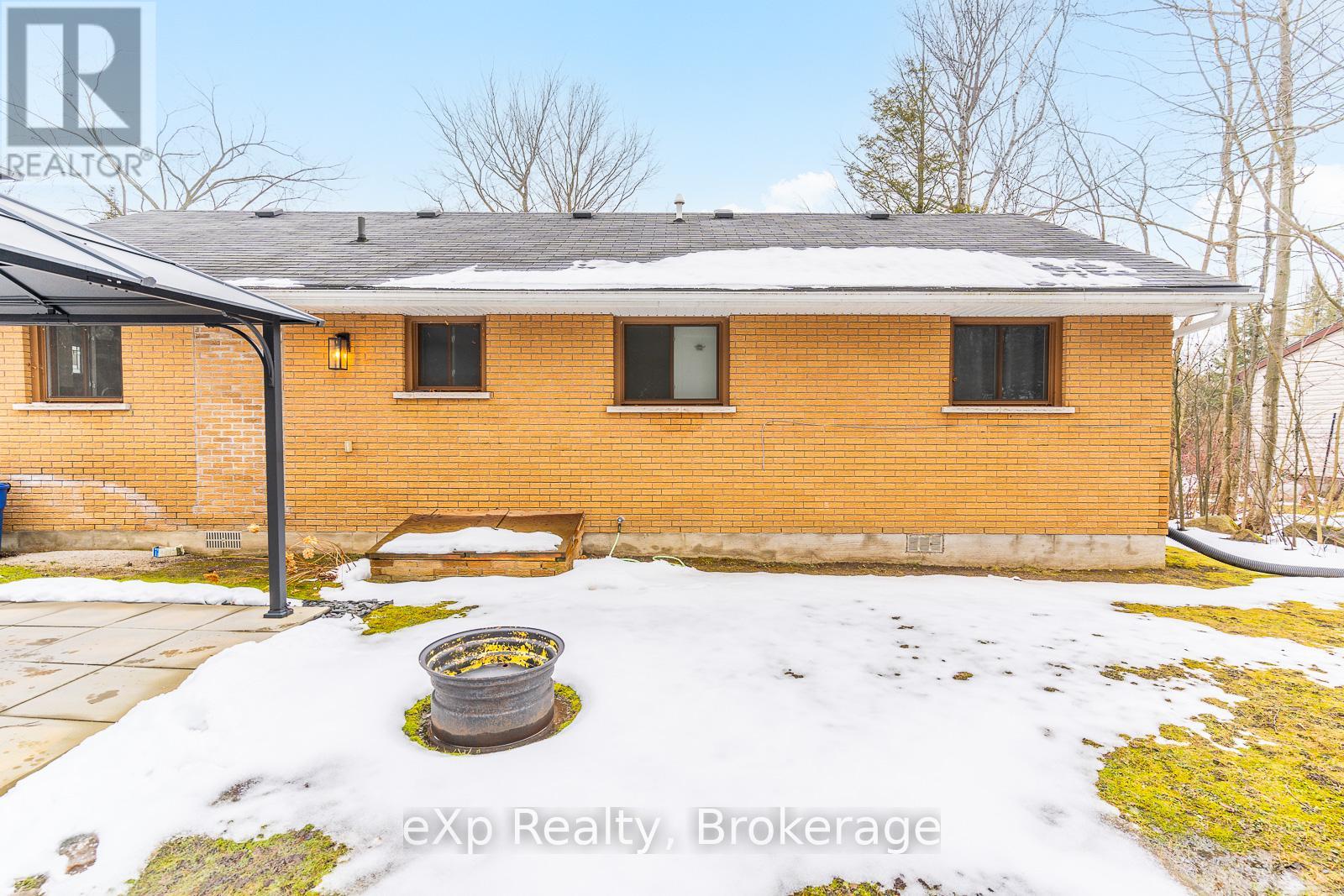 15 Mapleport Crescent, South Bruce Peninsula, Ontario  N0H 2G0 - Photo 36 - X12005119