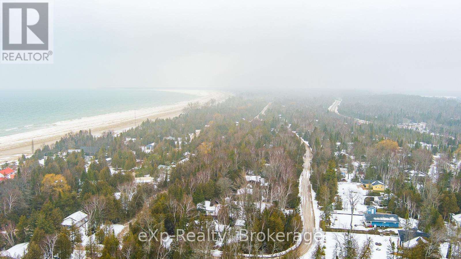 15 Mapleport Crescent, South Bruce Peninsula, Ontario  N0H 2G0 - Photo 40 - X12005119