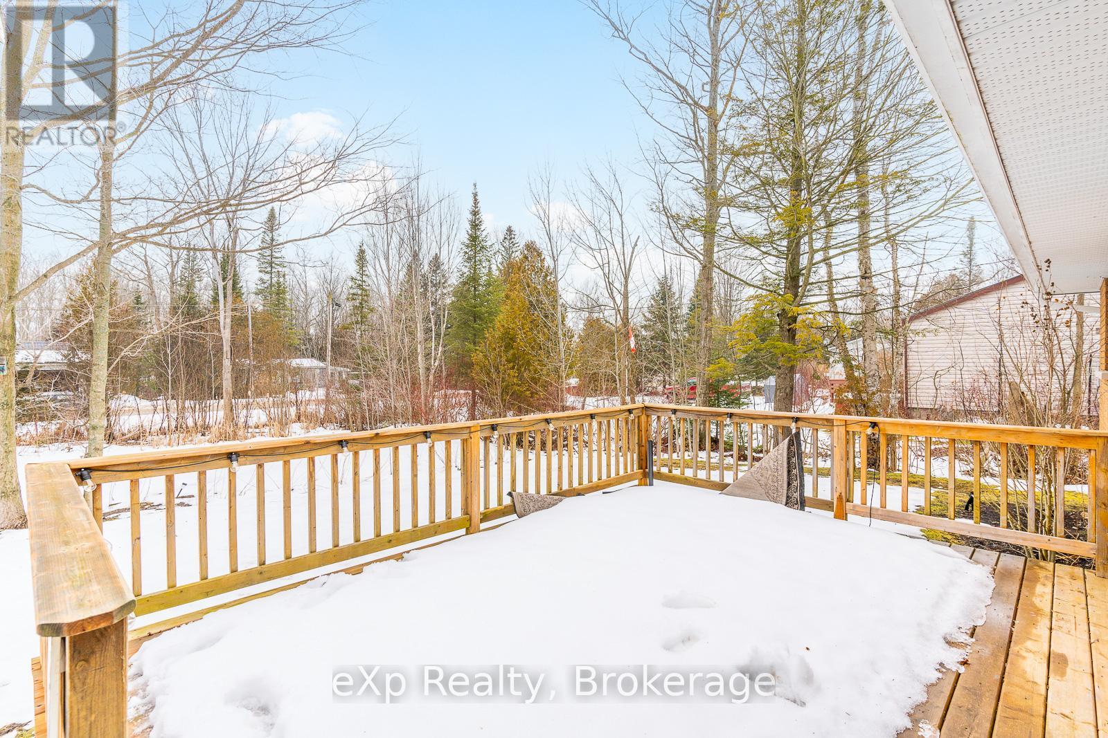 15 Mapleport Crescent, South Bruce Peninsula, Ontario  N0H 2G0 - Photo 6 - X12005119