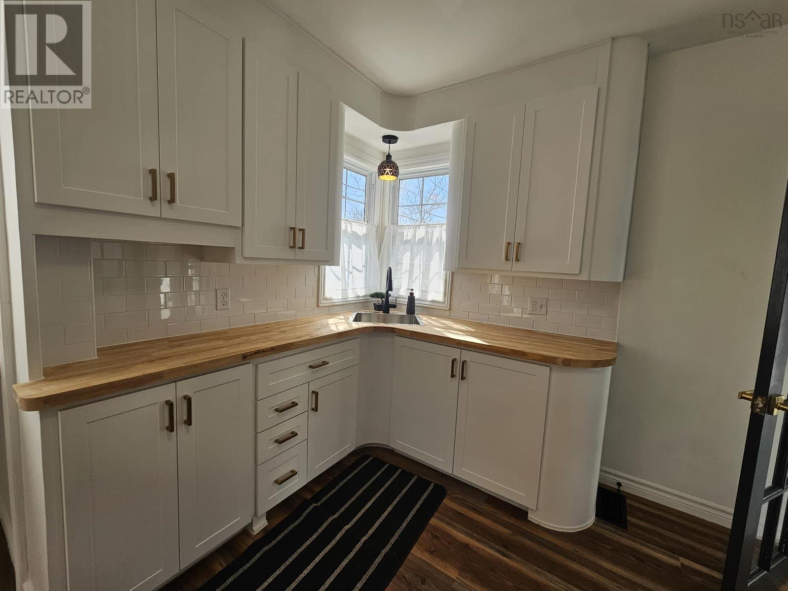 917 Upper Prince Street, Sydney, Nova Scotia  B1P 5N8 - Photo 13 - 202505093