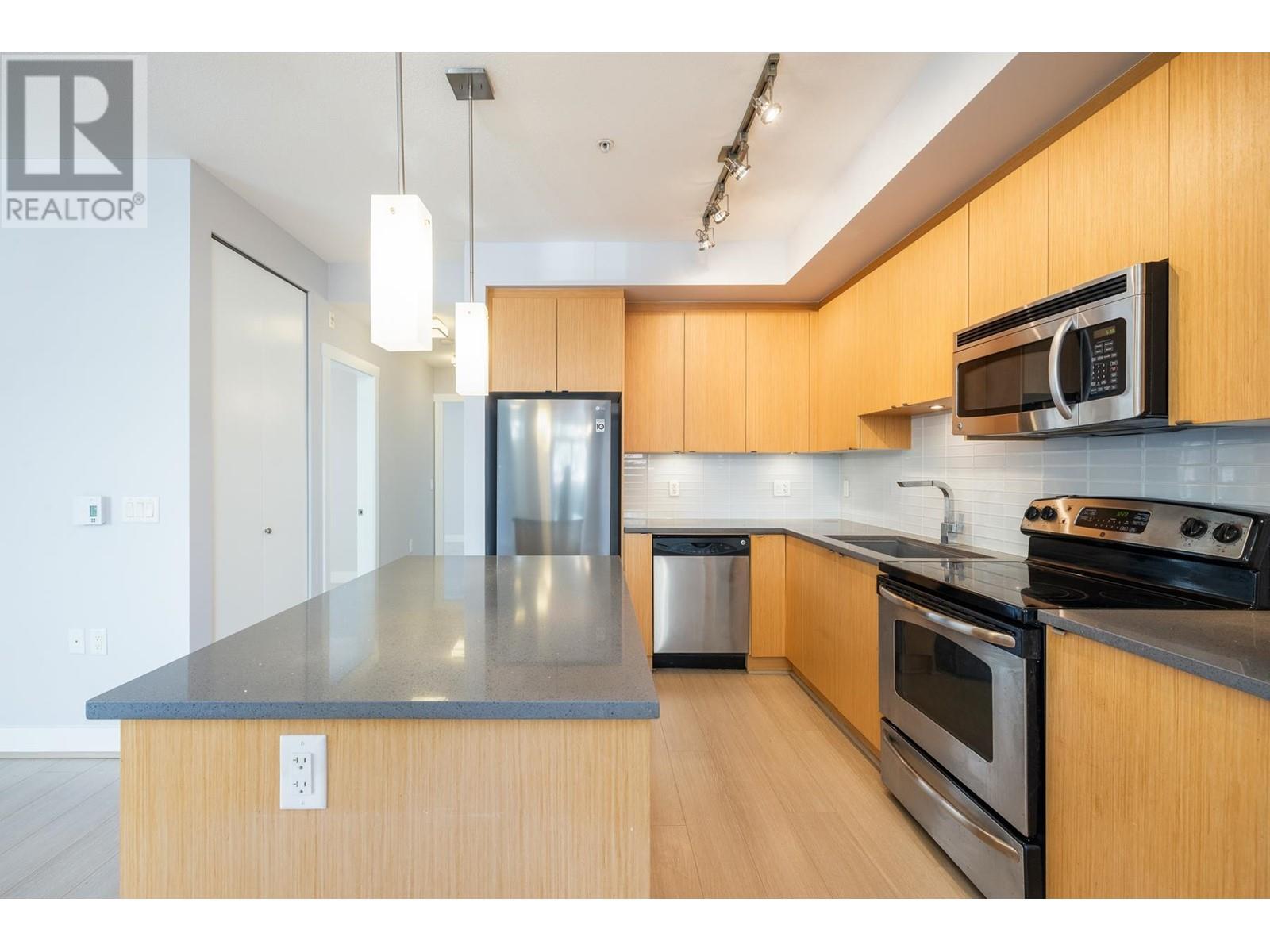 121 735 W 15th Street, North Vancouver, British Columbia  V7M 0B8 - Photo 7 - R2978538