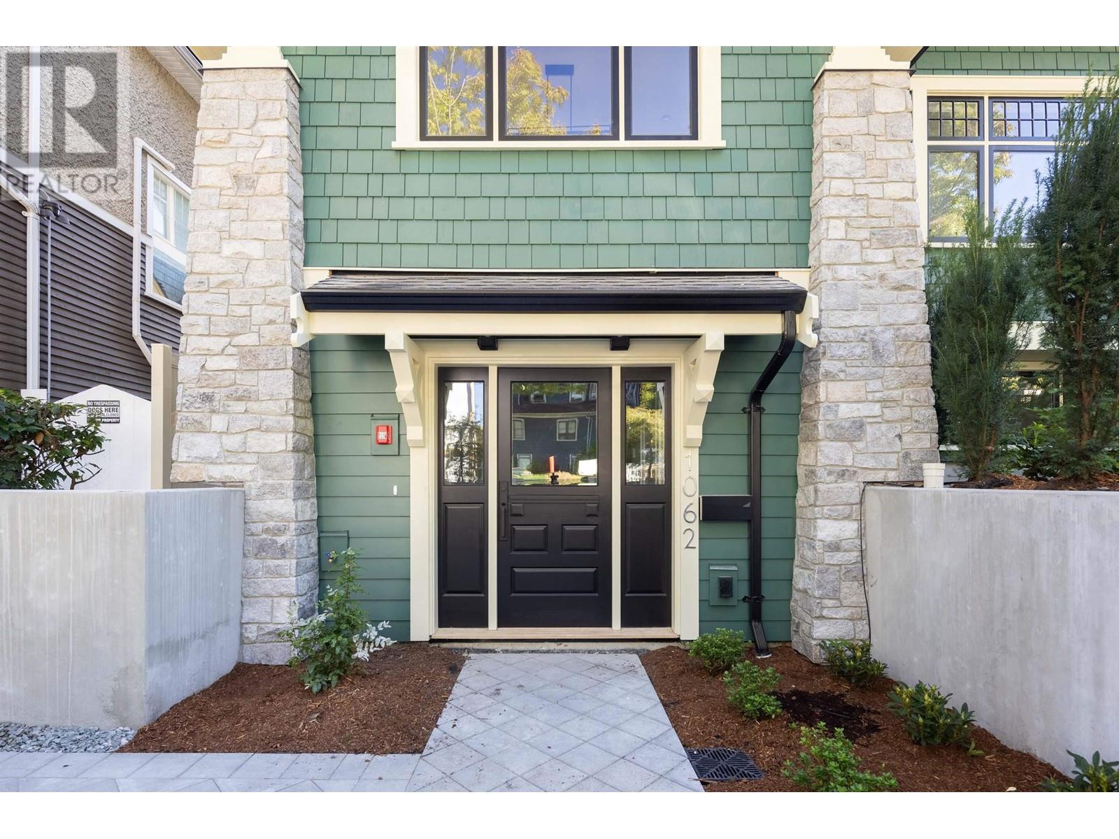 Property at 1058 W 15TH AVENUE image 1
