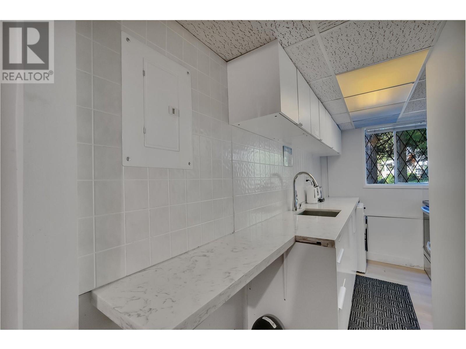 5325 Marine Drive, West Vancouver, British Columbia  V7W 2P5 - Photo 30 - R2978568