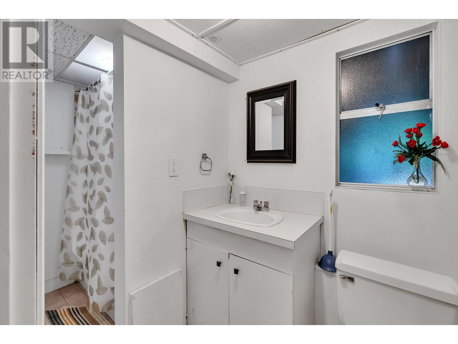 5325 Marine Drive, West Vancouver, British Columbia  V7W 2P5 - Photo 31 - R2978568