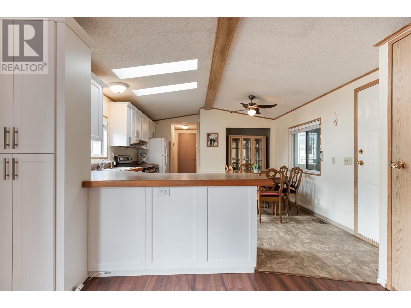 122 11970 Pinyon Drive, Pitt Meadows, British Columbia  V3Y 1Z3 - Photo 4 - R2978586