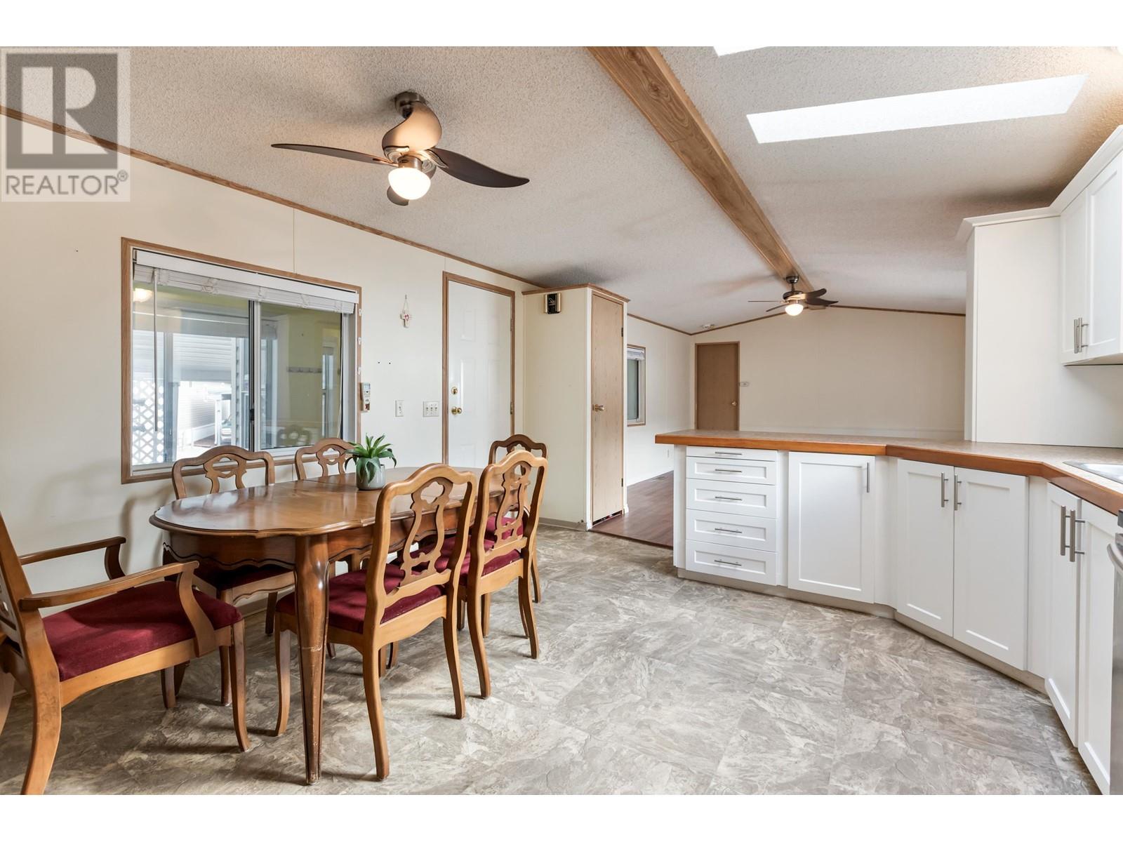 122 11970 Pinyon Drive, Pitt Meadows, British Columbia  V3Y 1Z3 - Photo 8 - R2978586