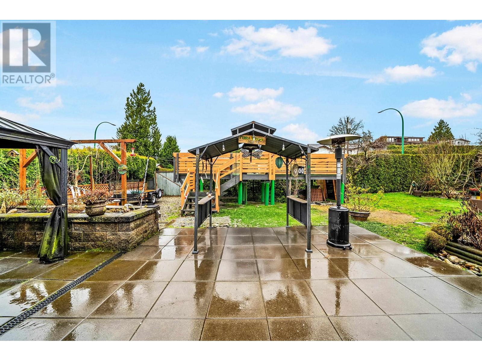 645 Baycrest Drive, North Vancouver, British Columbia  V7G 1N7 - Photo 16 - R2978596