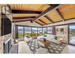 645 BAYCREST DRIVE, North Vancouver, British Columbia