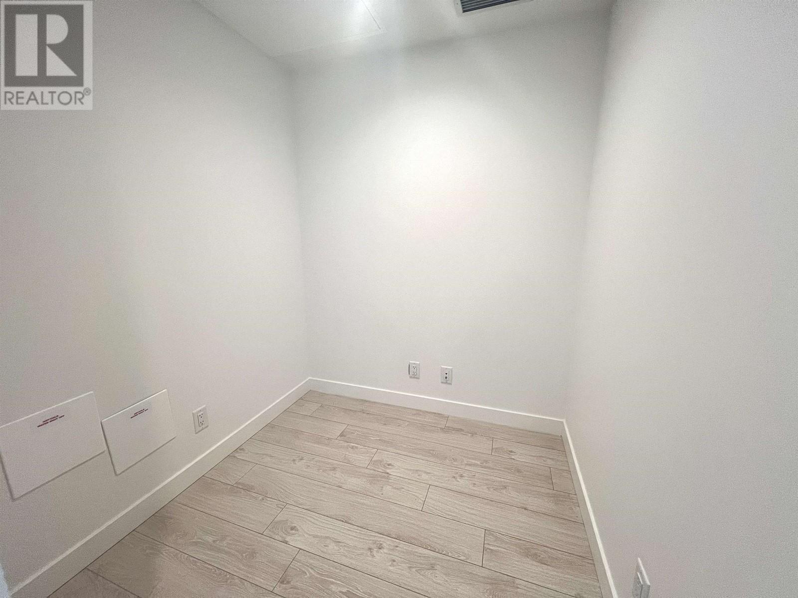 4xx 4890 Lougheed Highway, Burnaby, British Columbia  V5C 0N2 - Photo 8 - R2978610