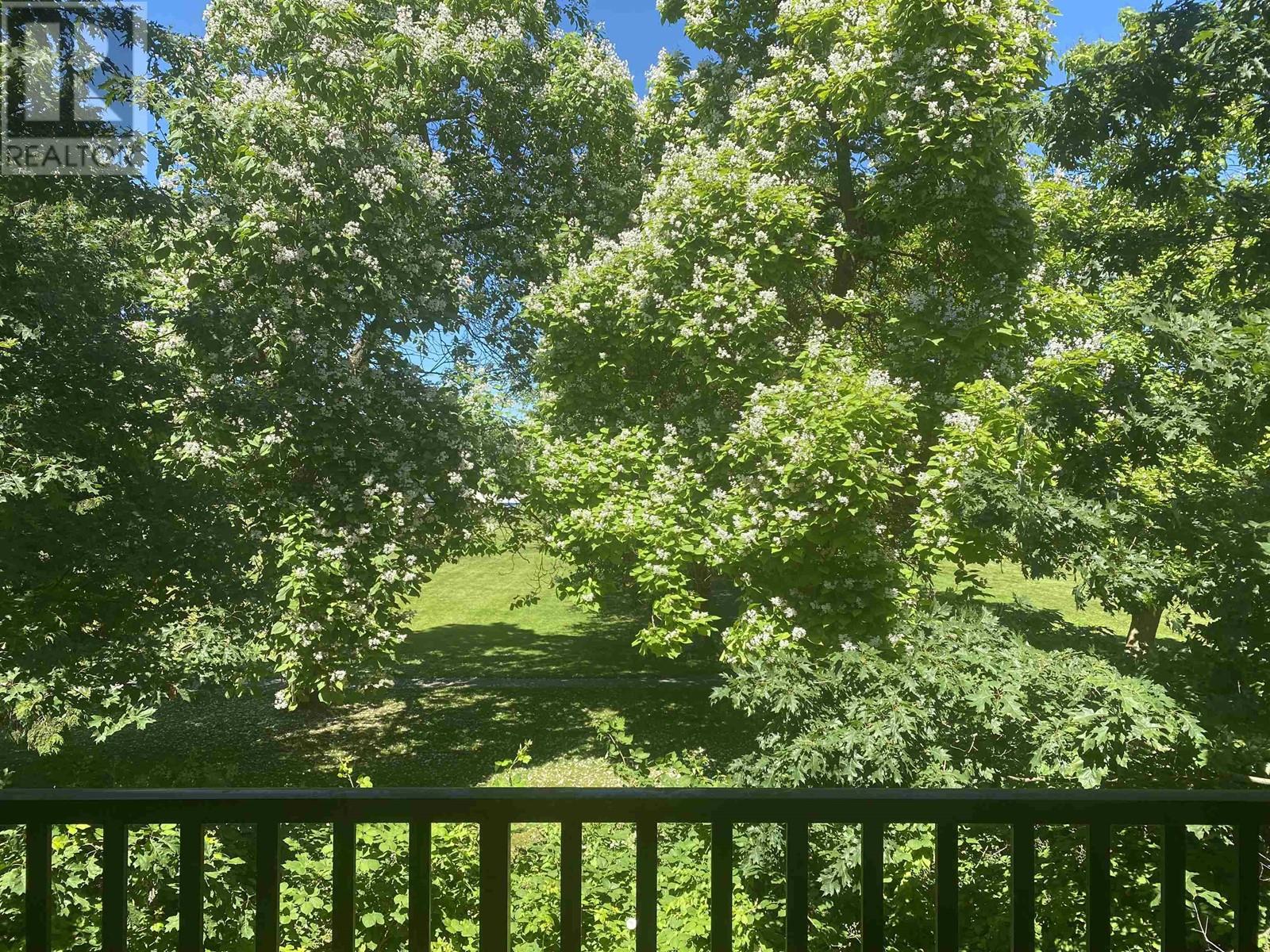 Listing Picture 36 of 38 : 7 10999 STEVESTON HIGHWAY, Richmond / 烈治文 - 魯藝地產 Yvonne Lu Group - MLS Medallion Club Member