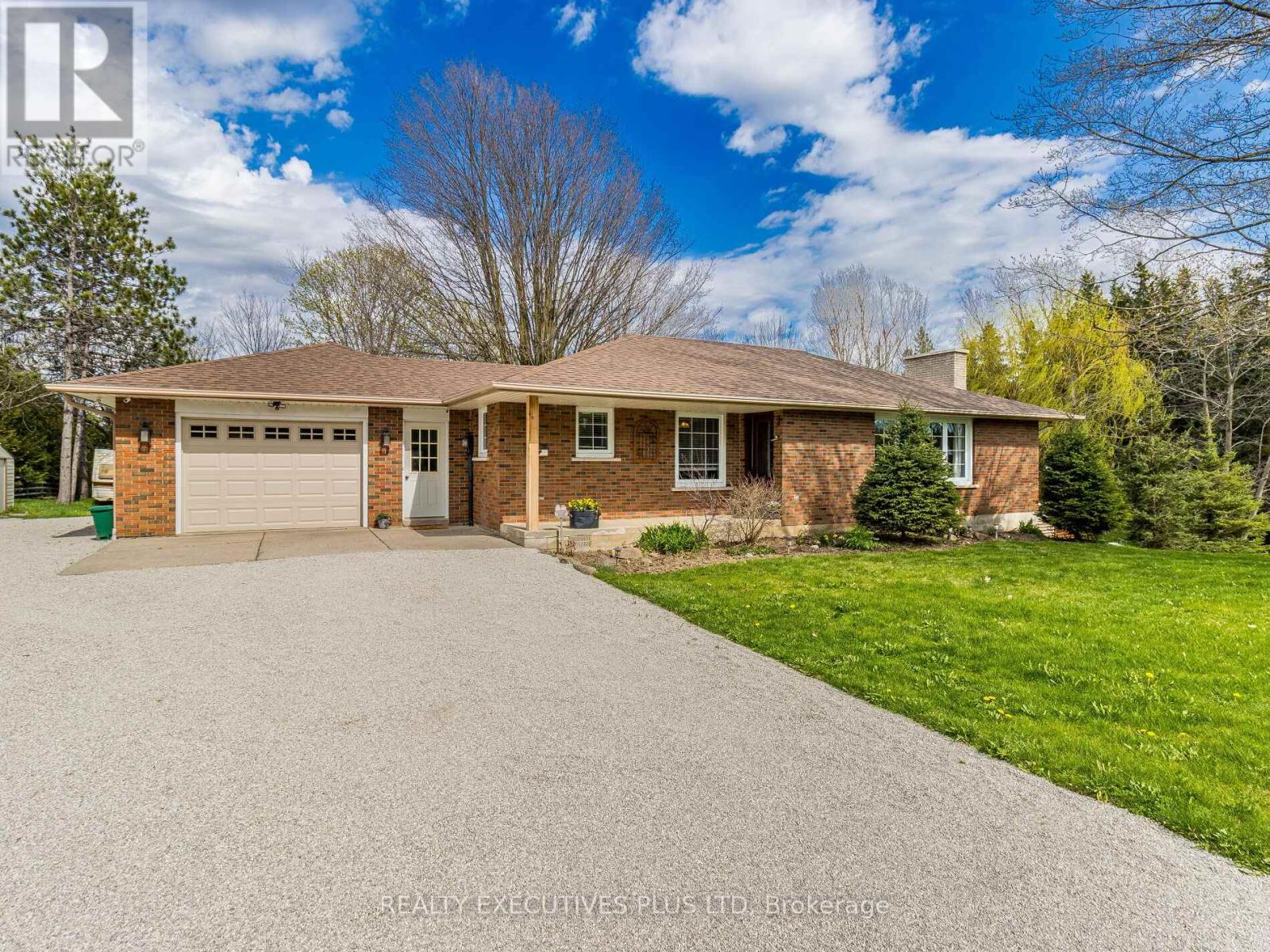 936125 Airport Road, Mulmur, Ontario  L9V 0L3 - Photo 2 - X12023690