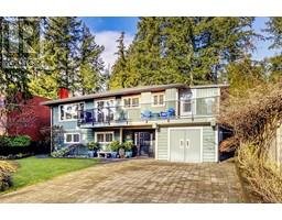 941 TOLLCROSS ROAD, North Vancouver, British Columbia