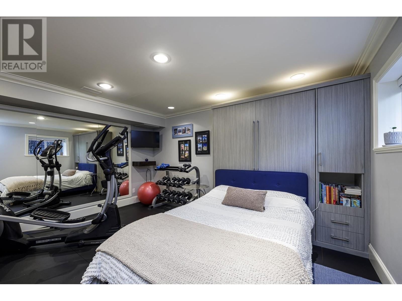941 Tollcross Road, North Vancouver, British Columbia  V7H 2G3 - Photo 25 - R2978337
