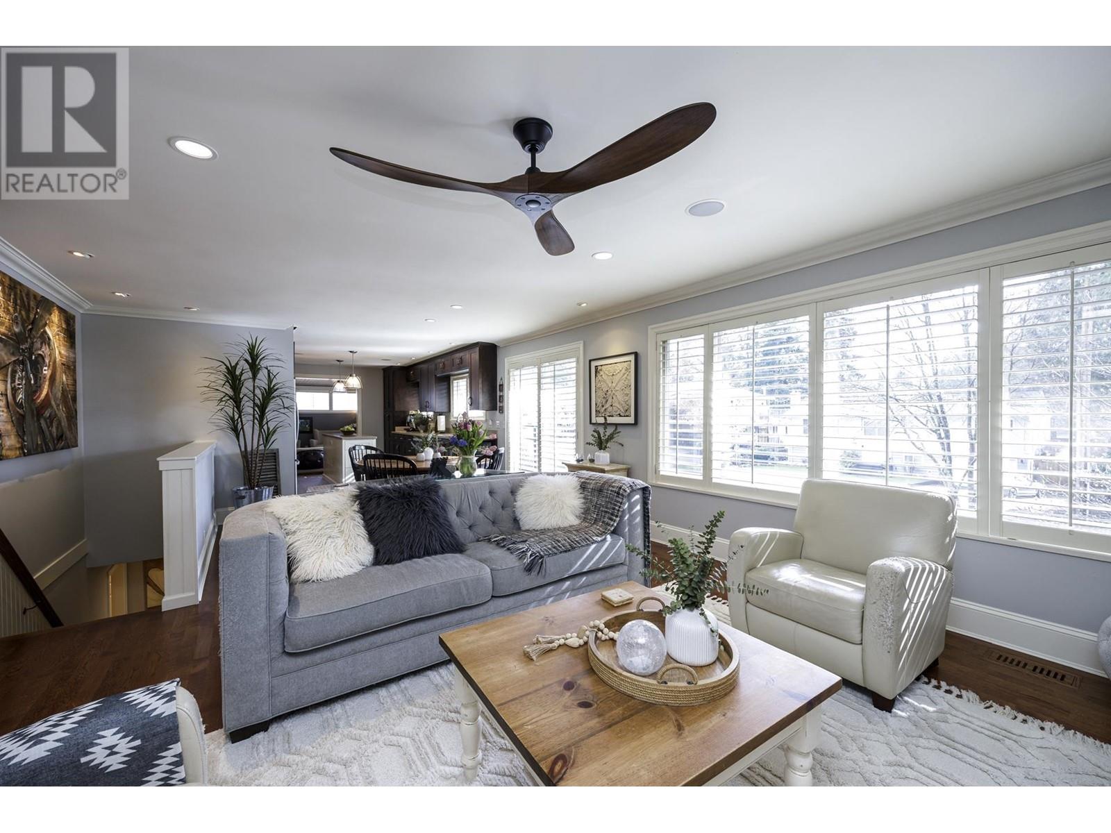 941 Tollcross Road, North Vancouver, British Columbia  V7H 2G3 - Photo 10 - R2978337