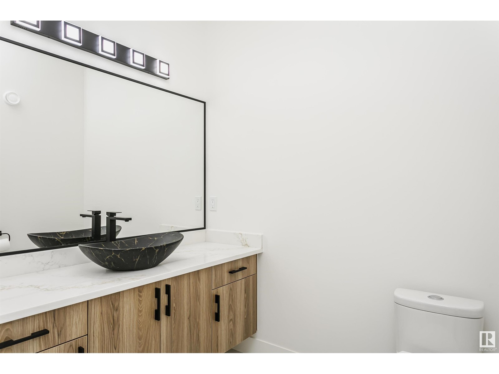 4690 Chegwin Wynd Sw Sw, Edmonton, Alberta  T6W 4A7 - Photo 14 - E4425770