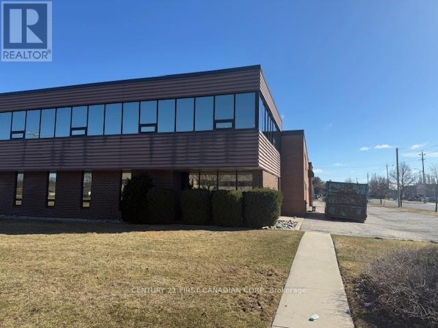 2,3,4 - 472 Newbold Street, London South, Ontario  N6E 1K6 - Photo 12 - X12024343