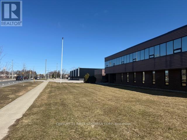 2,3,4 - 472 Newbold Street, London South, Ontario  N6E 1K6 - Photo 13 - X12024343