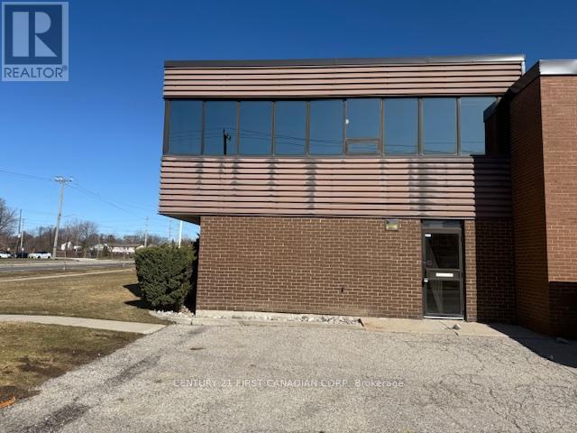 2,3,4 - 472 Newbold Street, London South, Ontario  N6E 1K6 - Photo 5 - X12024343