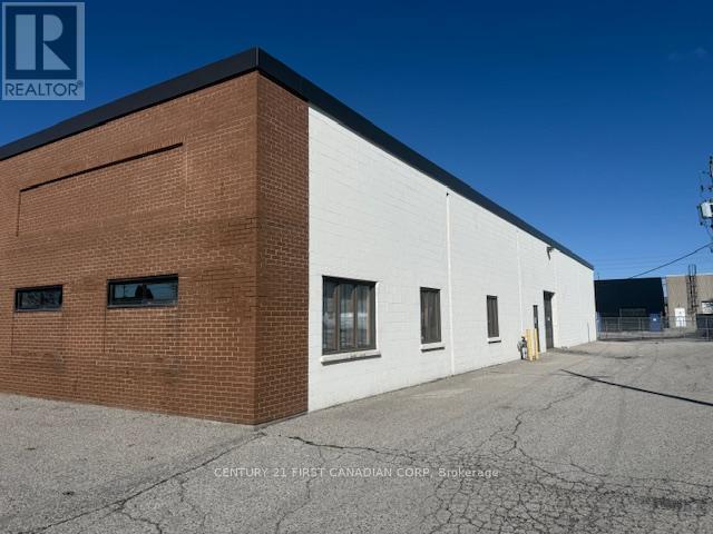 2,3,4 - 472 Newbold Street, London South, Ontario  N6E 1K6 - Photo 8 - X12024343