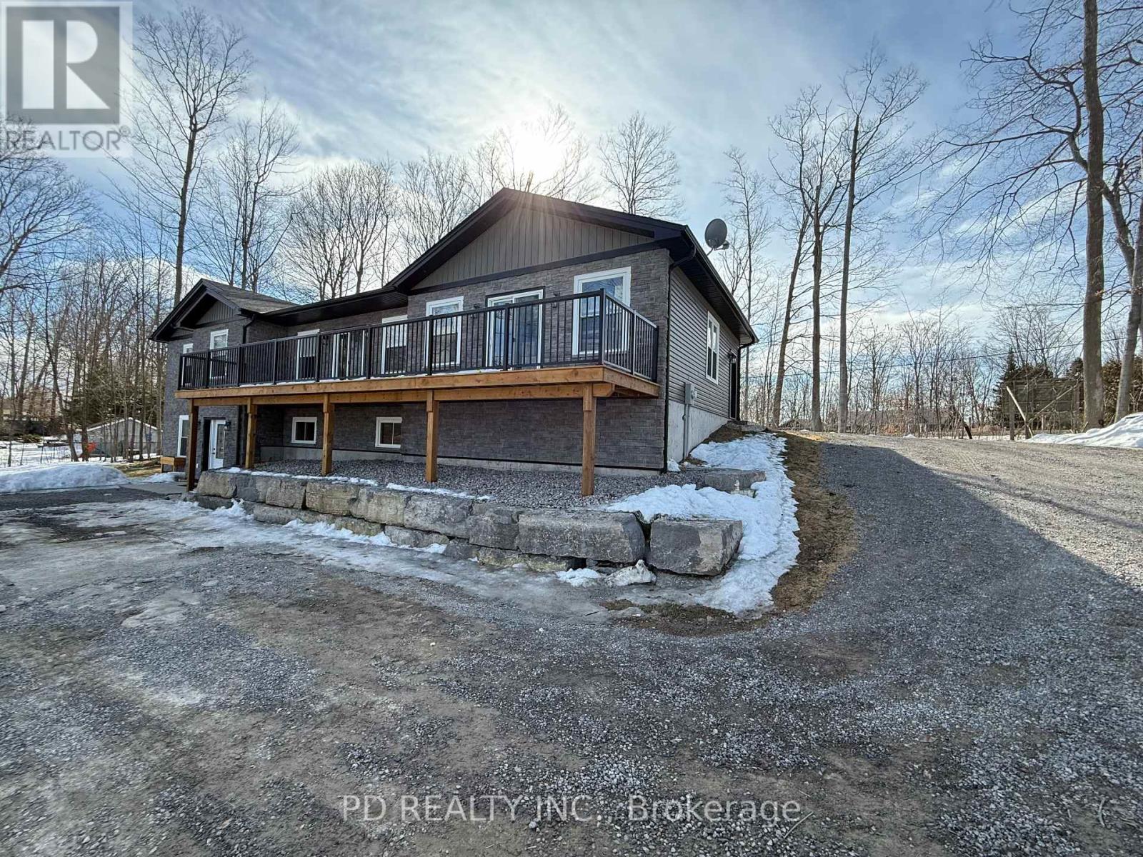 2 EAST STREET, Kawartha Lakes, Ontario