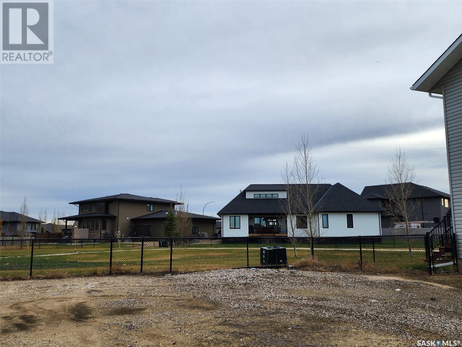 2031 2033 2035 2037 Nicholson Road, Estevan, Saskatchewan  S4A 2Y4 - Photo 3 - SK999075