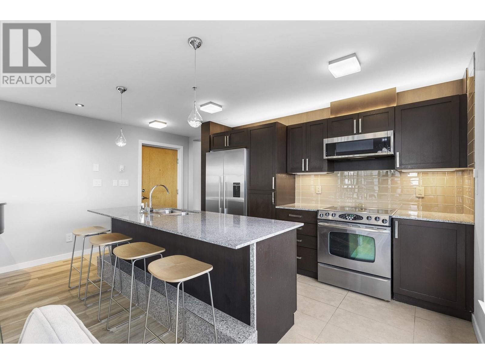 902 306 Sixth Street, New Westminster, British Columbia  V3L 0C9 - Photo 11 - R2978585