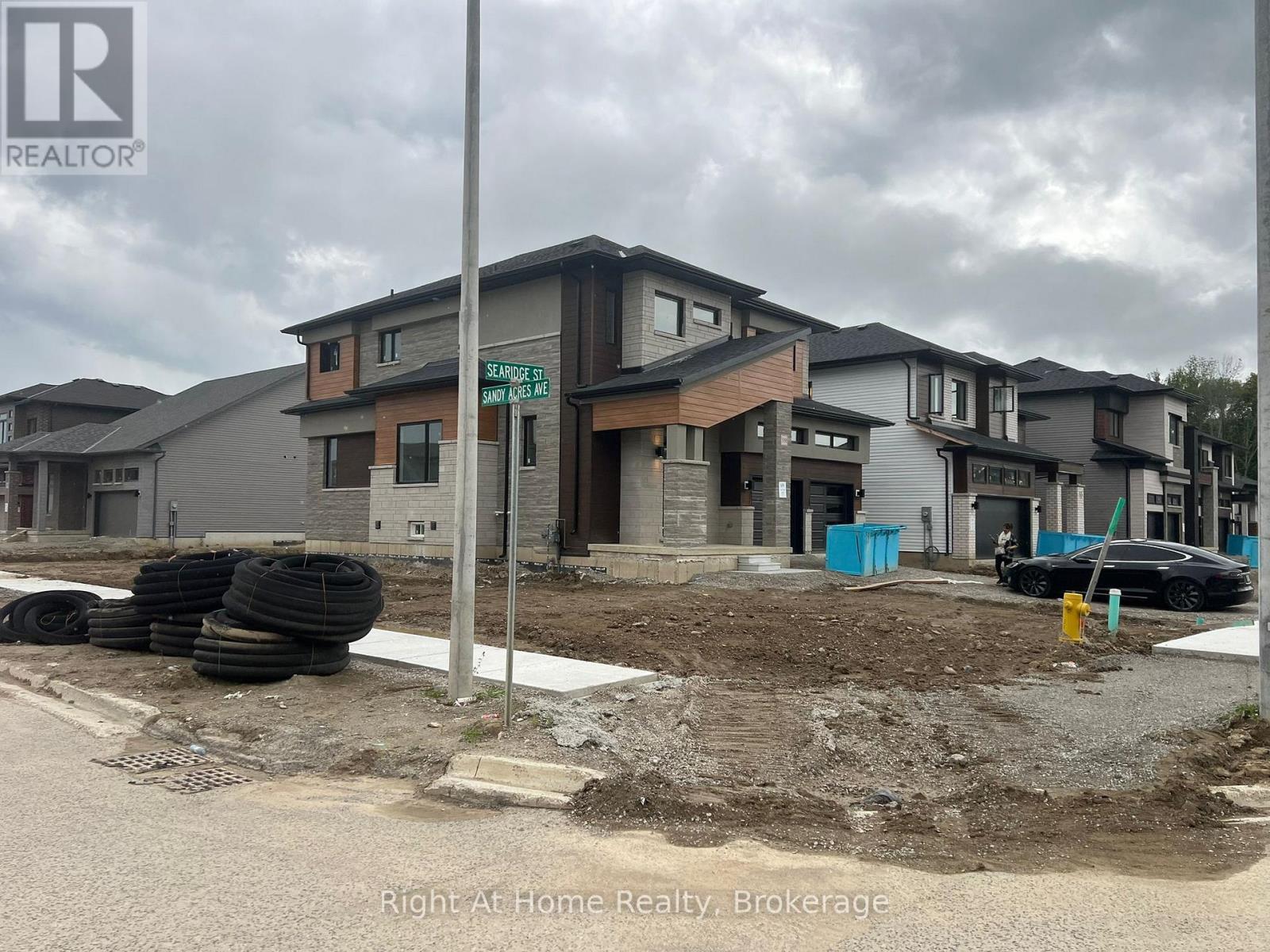 Property at 3188 SEARIDGE STREET image 2