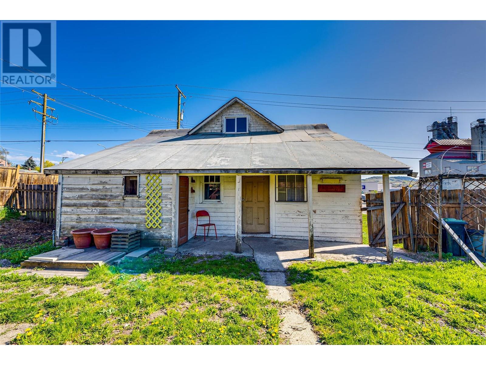 2705 37 Avenue, Vernon, British Columbia  V1T 2X6 - Photo 12 - 10337633
