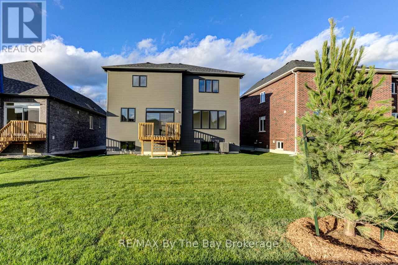 206 Mapleside Drive, Wasaga Beach, Ontario  L9Z 0L4 - Photo 32 - S12024179