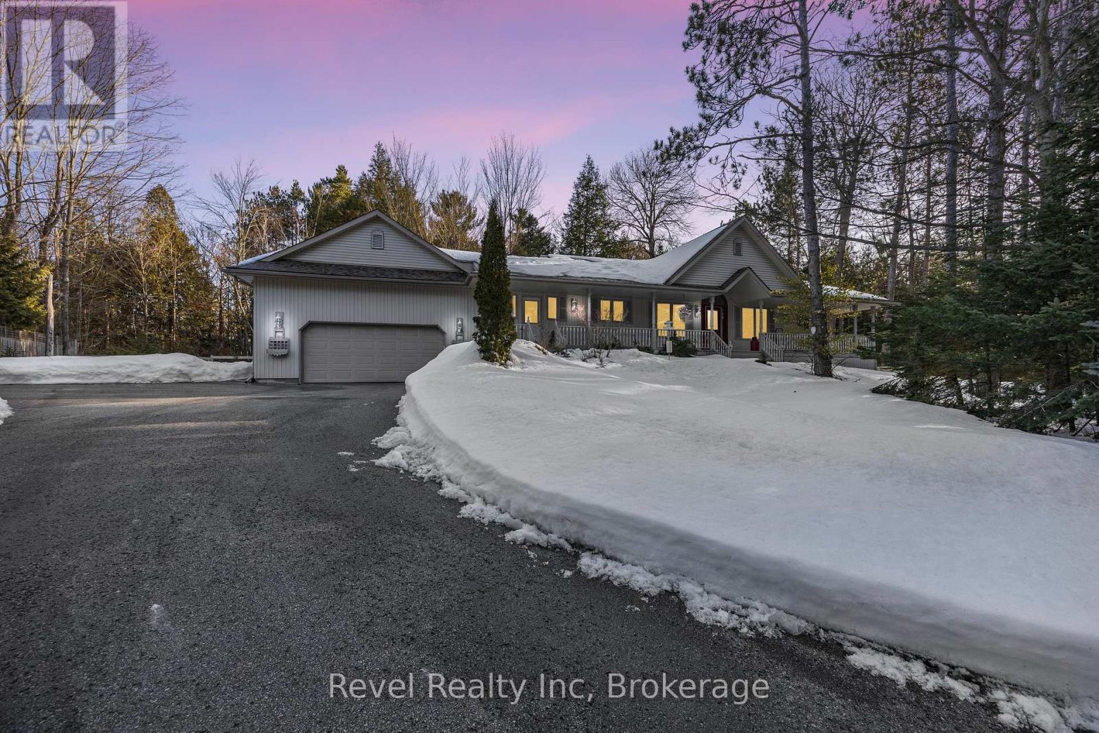 619 PENNORTH DRIVE, Tiny, Ontario