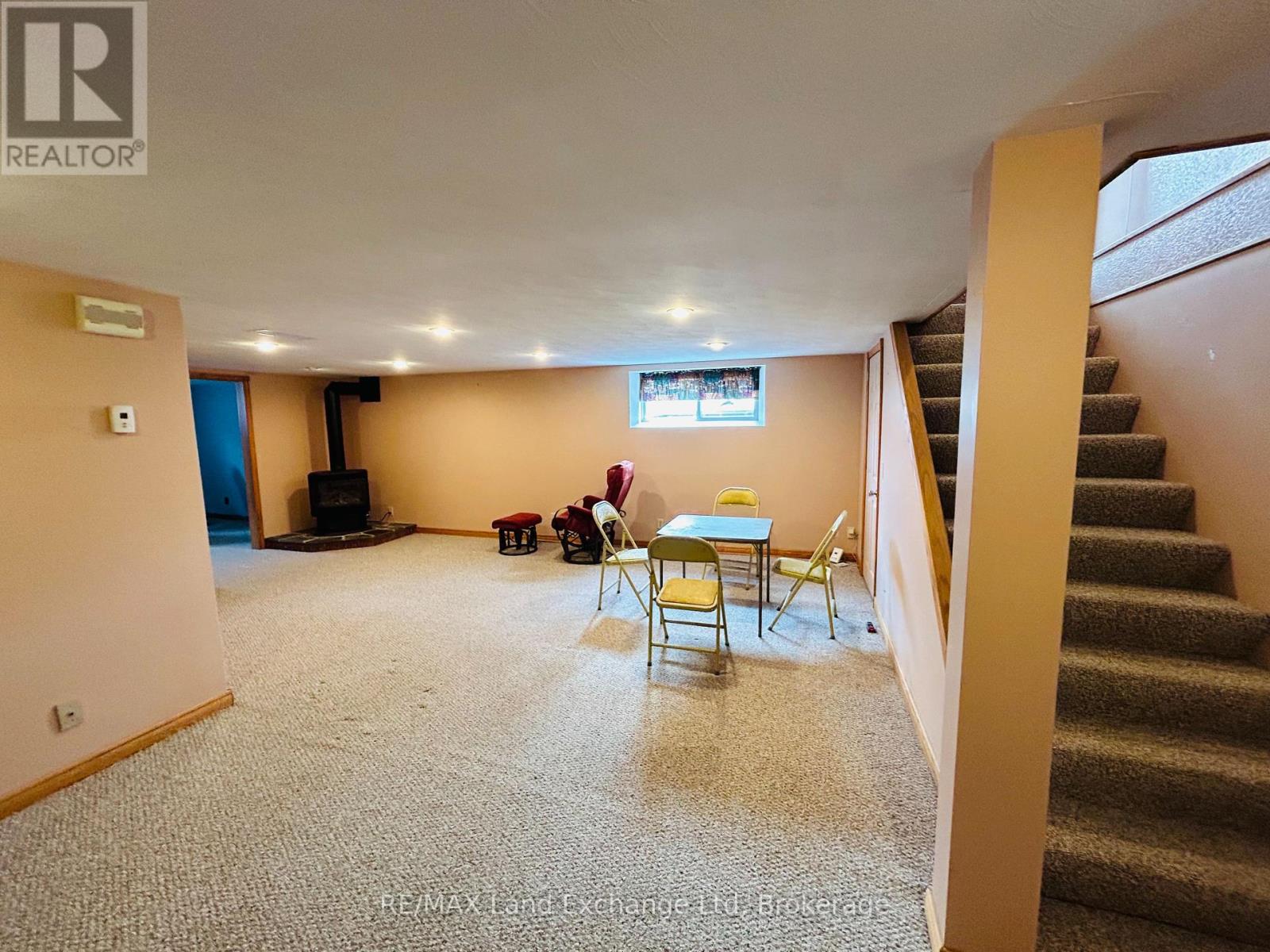 81 Queen Street, Morris Turnberry, Ontario  N0G 1G0 - Photo 11 - X12024296