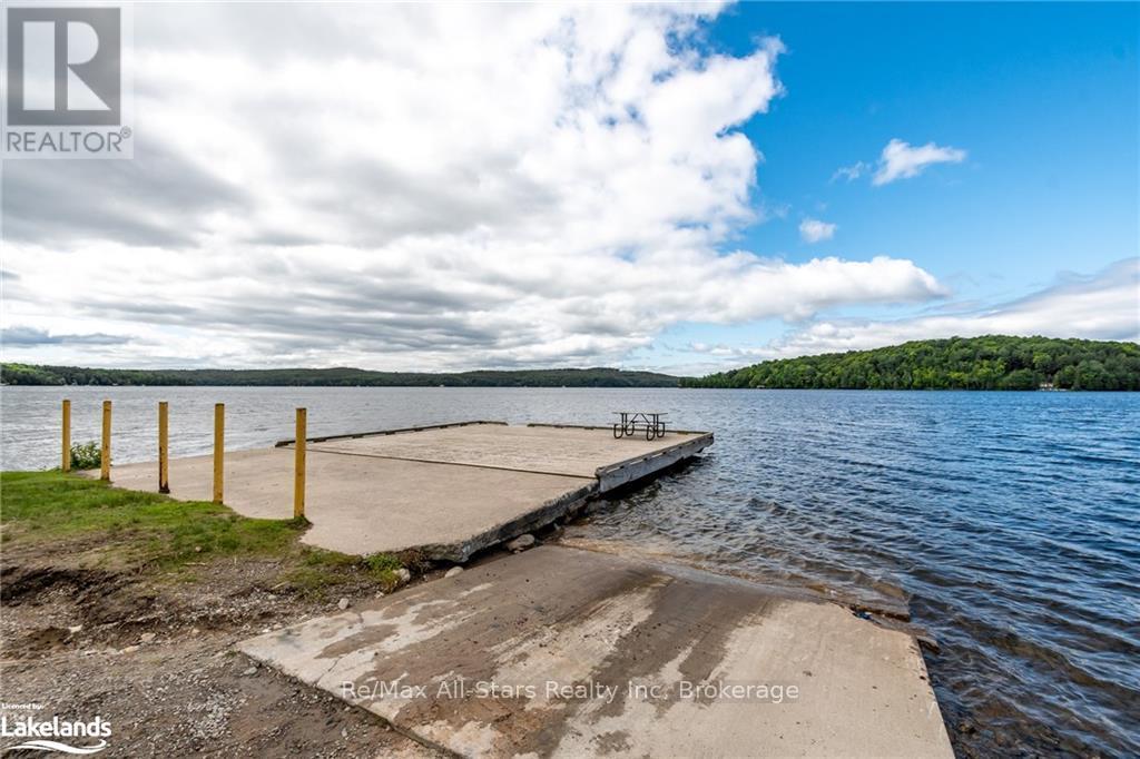 2213 Highway 60 Highway, Lake Of Bays, Ontario  P1H 2J6 - Photo 27 - X12024309