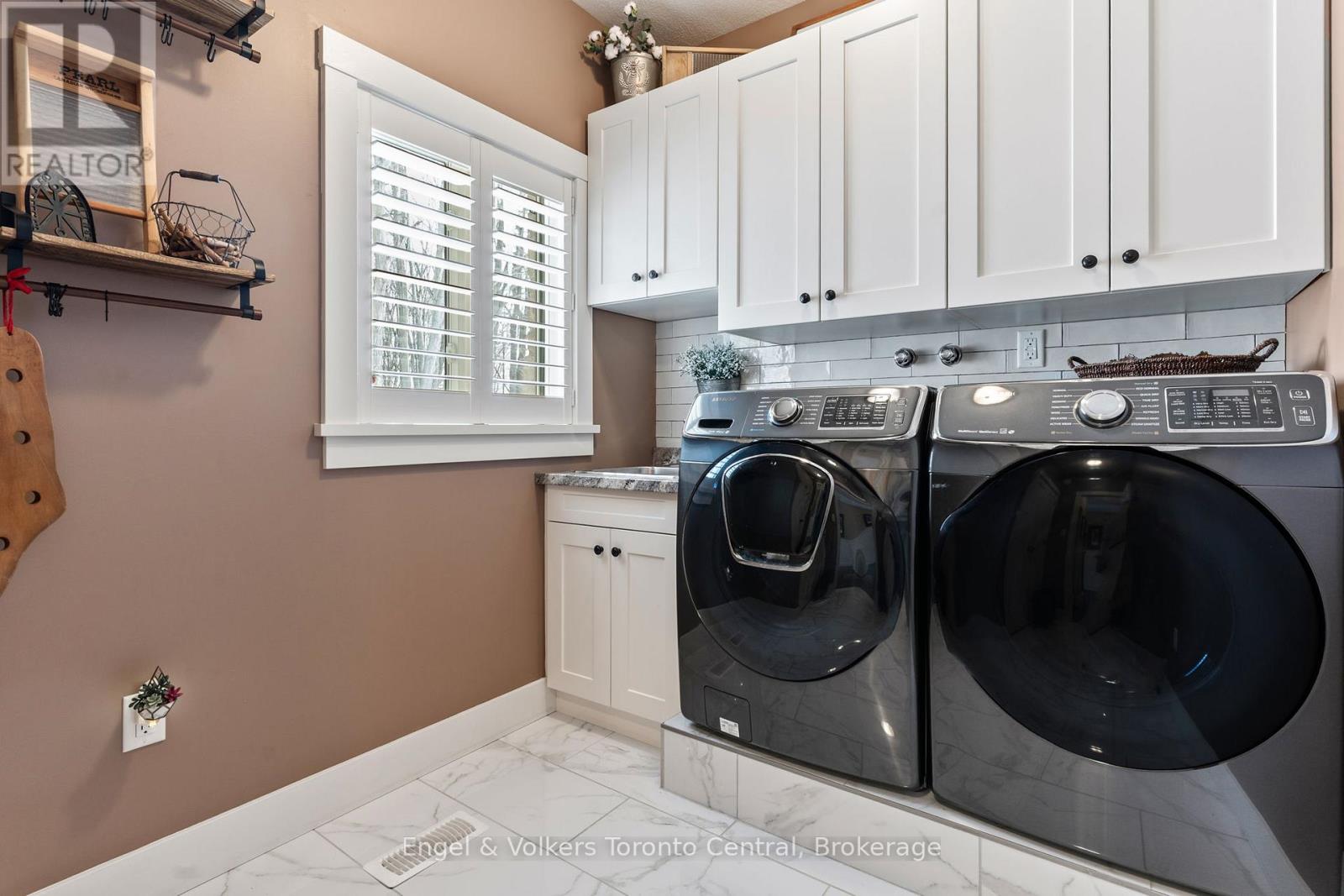 353 5th Avenue W, Owen Sound, Ontario  N4K 0E4 - Photo 24 - X12024403
