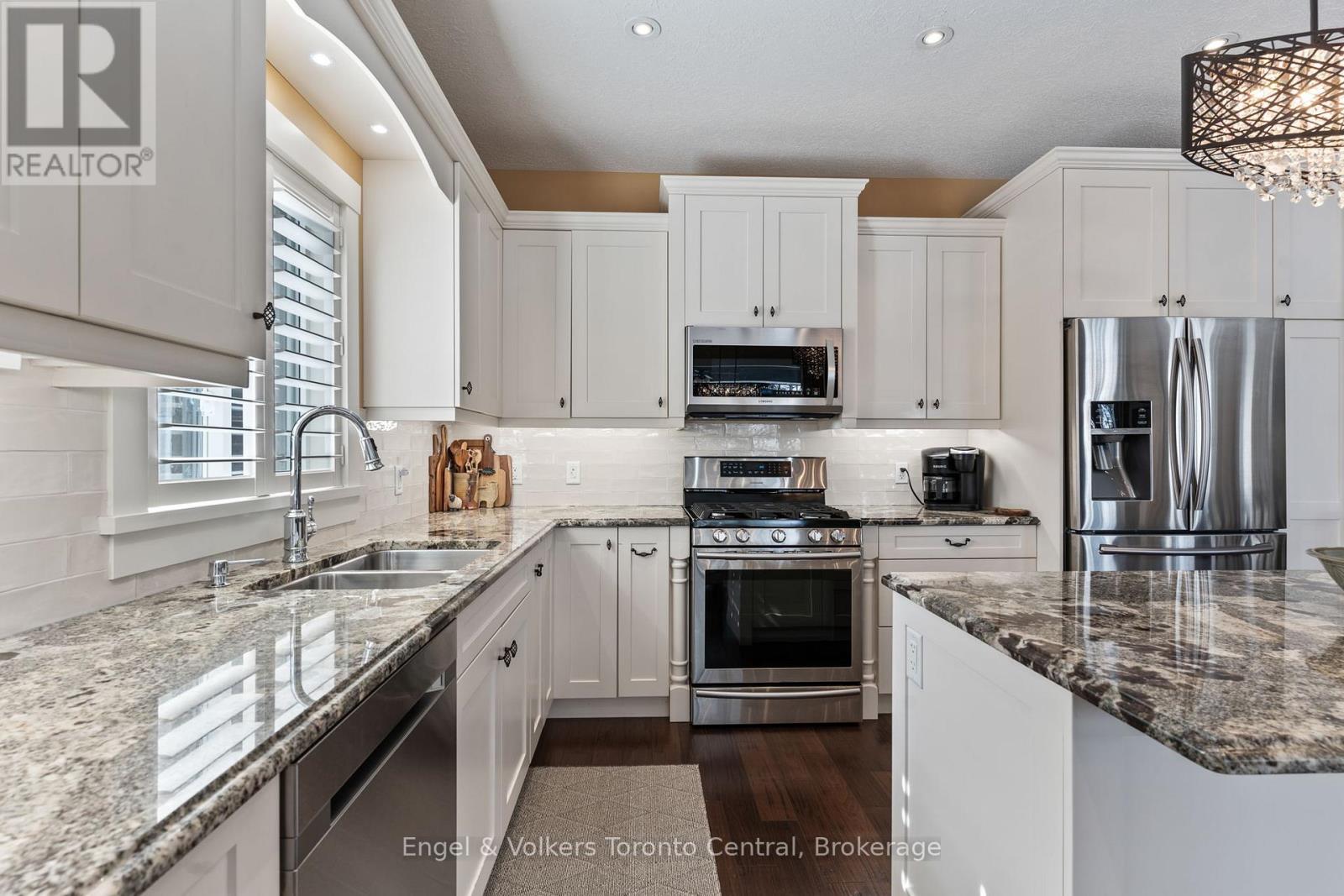 353 5th Avenue W, Owen Sound, Ontario  N4K 0E4 - Photo 9 - X12024403