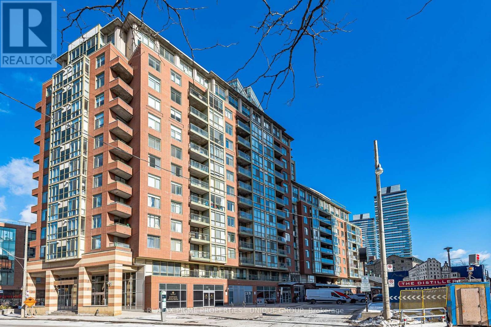 703 - 39 Parliament Street S, Toronto, Ontario  M5A 4R2 - Photo 1 - C12024189