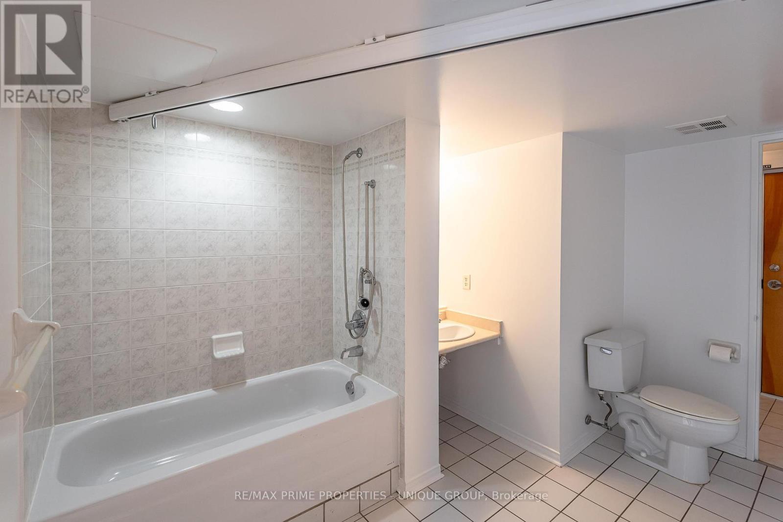703 - 39 Parliament Street S, Toronto, Ontario  M5A 4R2 - Photo 23 - C12024189