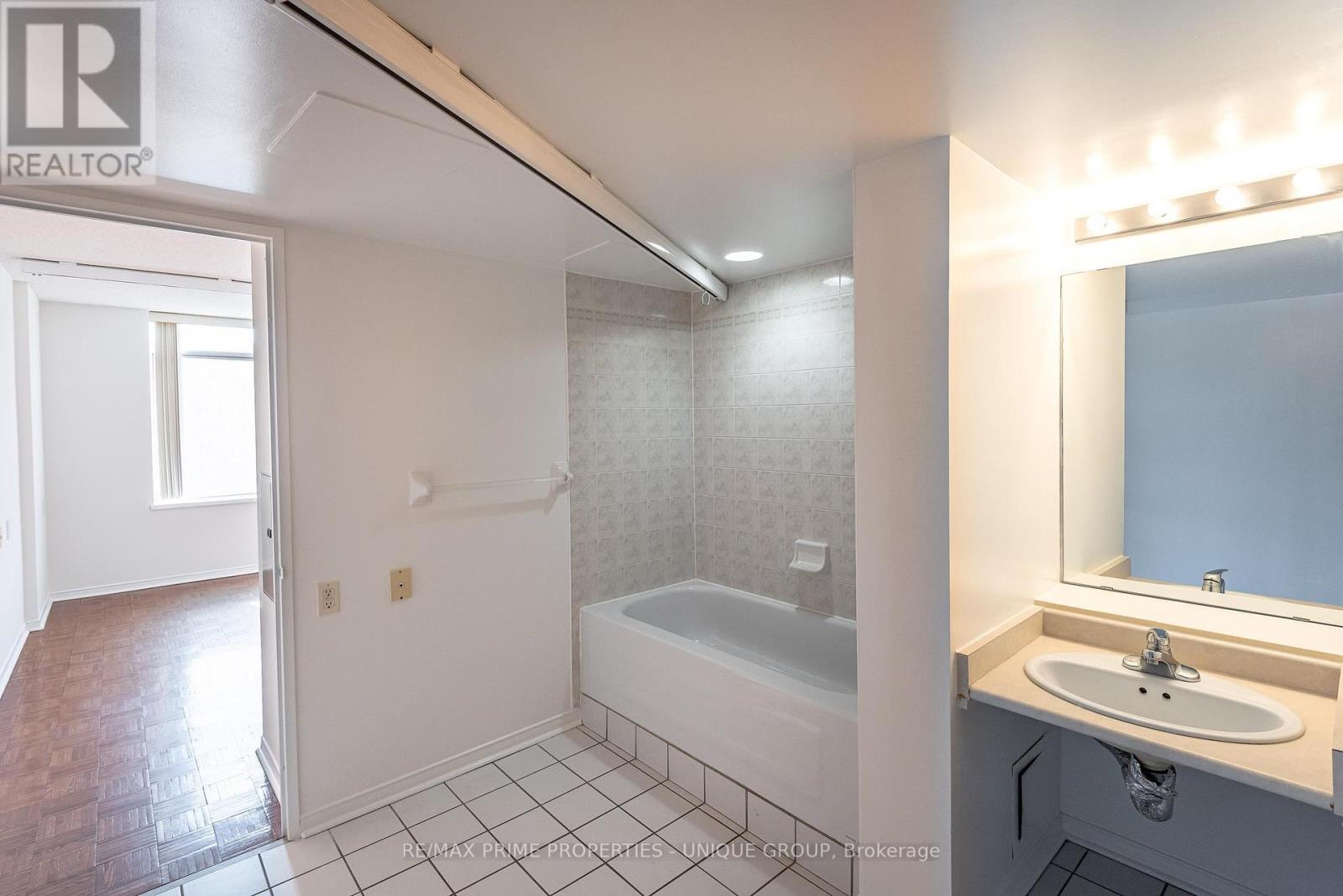 703 - 39 Parliament Street S, Toronto, Ontario  M5A 4R2 - Photo 24 - C12024189