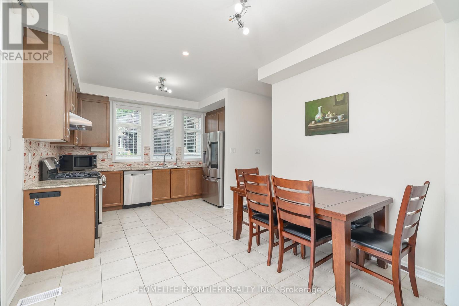 3 Pavarotti Street, Richmond Hill, Ontario  L4E 0R5 - Photo 12 - N12024178