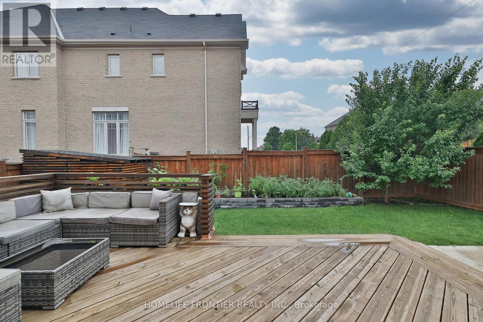 3 Pavarotti Street, Richmond Hill, Ontario  L4E 0R5 - Photo 37 - N12024178